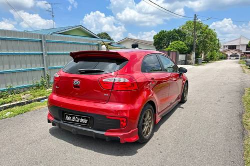 2nd Hand 2015 Kia Rio 1.4 fullspec